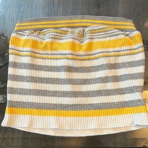 Fashion Nova XS tube top